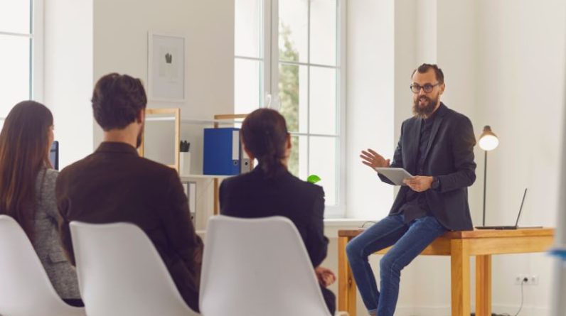 Building Rapport With Your Audience: Strategies for Establishing Connection