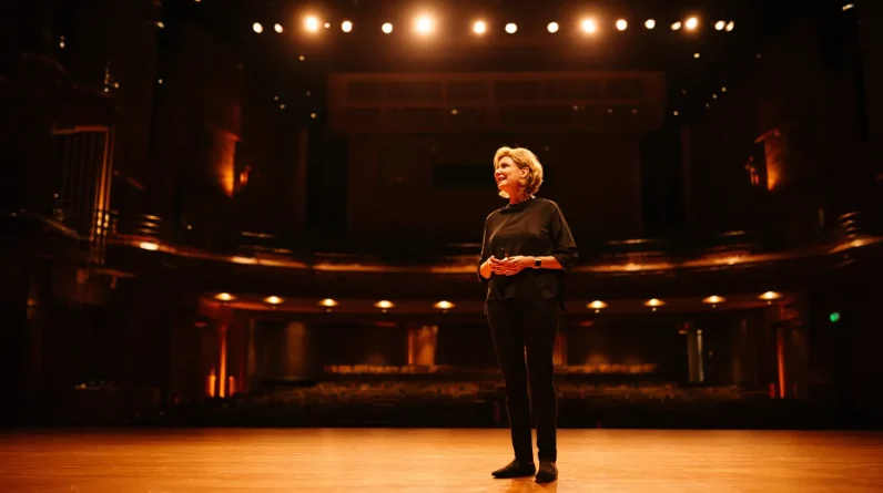 Preparation for Confident Stage Speech Delivery